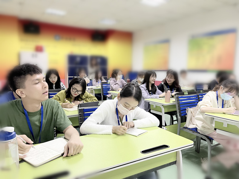 Murphy老师自然拼读培训IMG_0378_副本.jpg